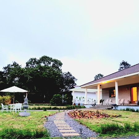 Villa Wodeyarmutt Tropical Luxury Living Sringeri Bagian luar foto